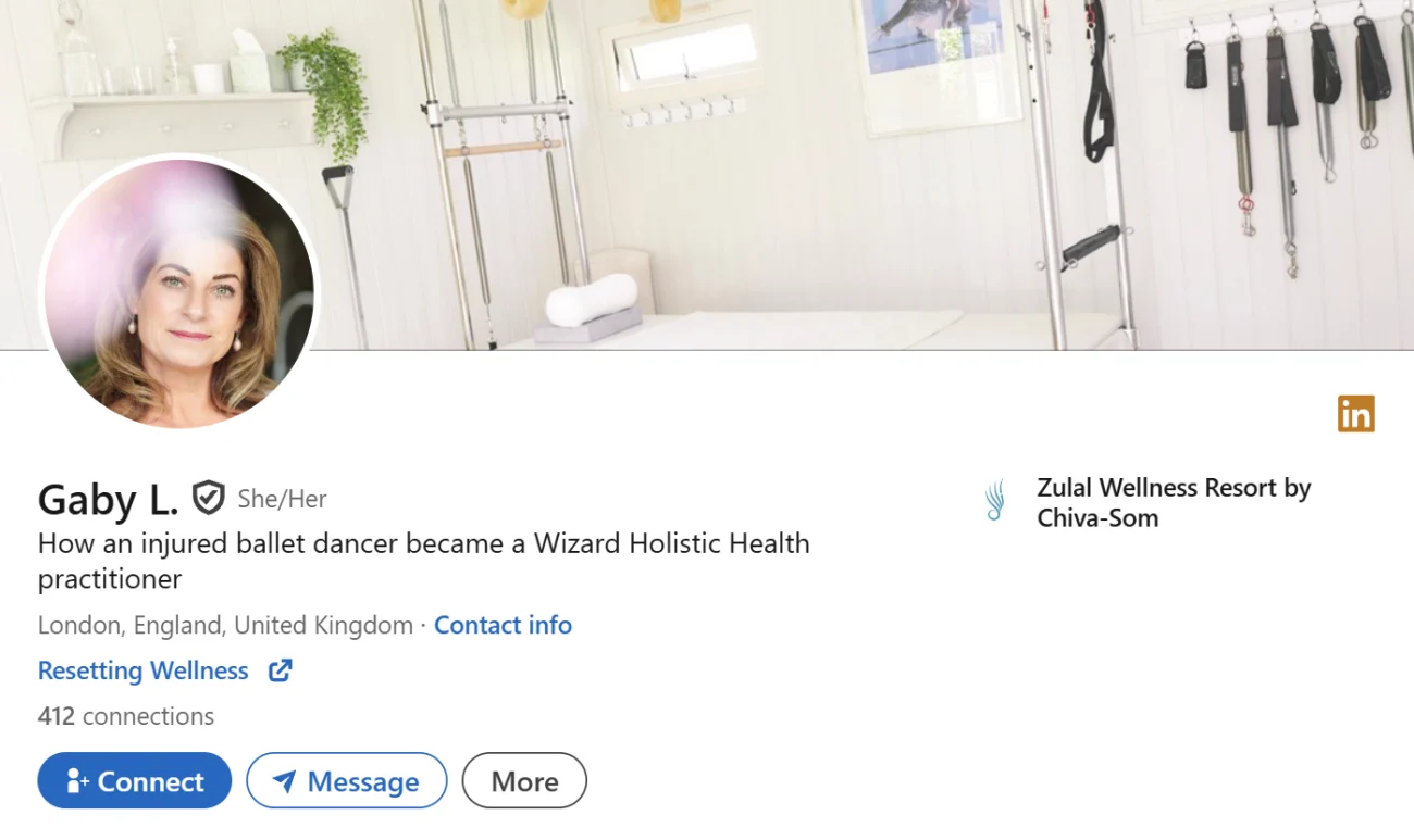 LinkedIn Headline Example For Industry Specific Creative Headlines