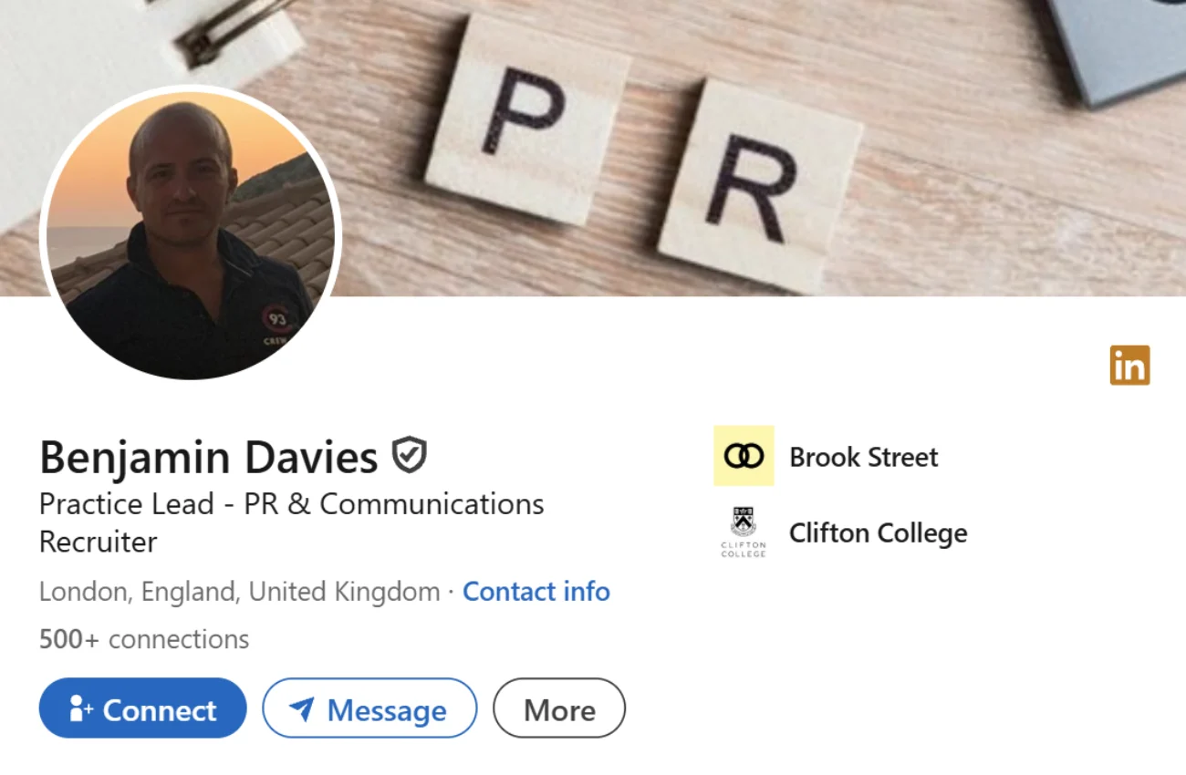 LinkedIn Headline Example For PR Lead